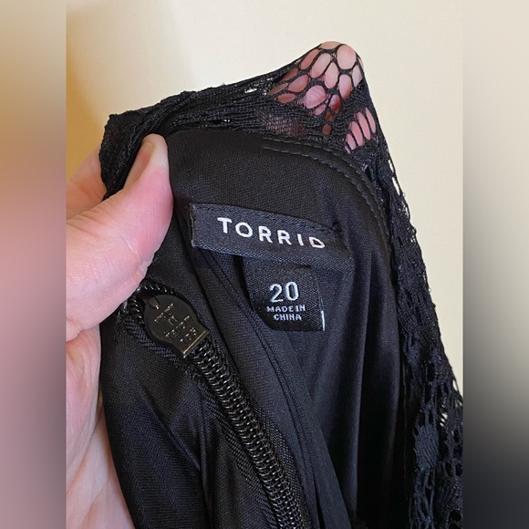 Size 20 Torrid Midi Lace Dress - Picture 7 of 7